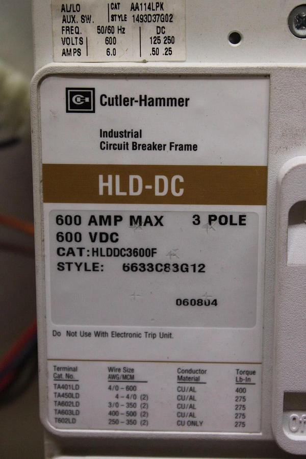 Used CUTLER-HAMMER DC CIRCUIT BREAKER HLDDC3600F 500 AMP TRIP 600 VDC W/ PLUG