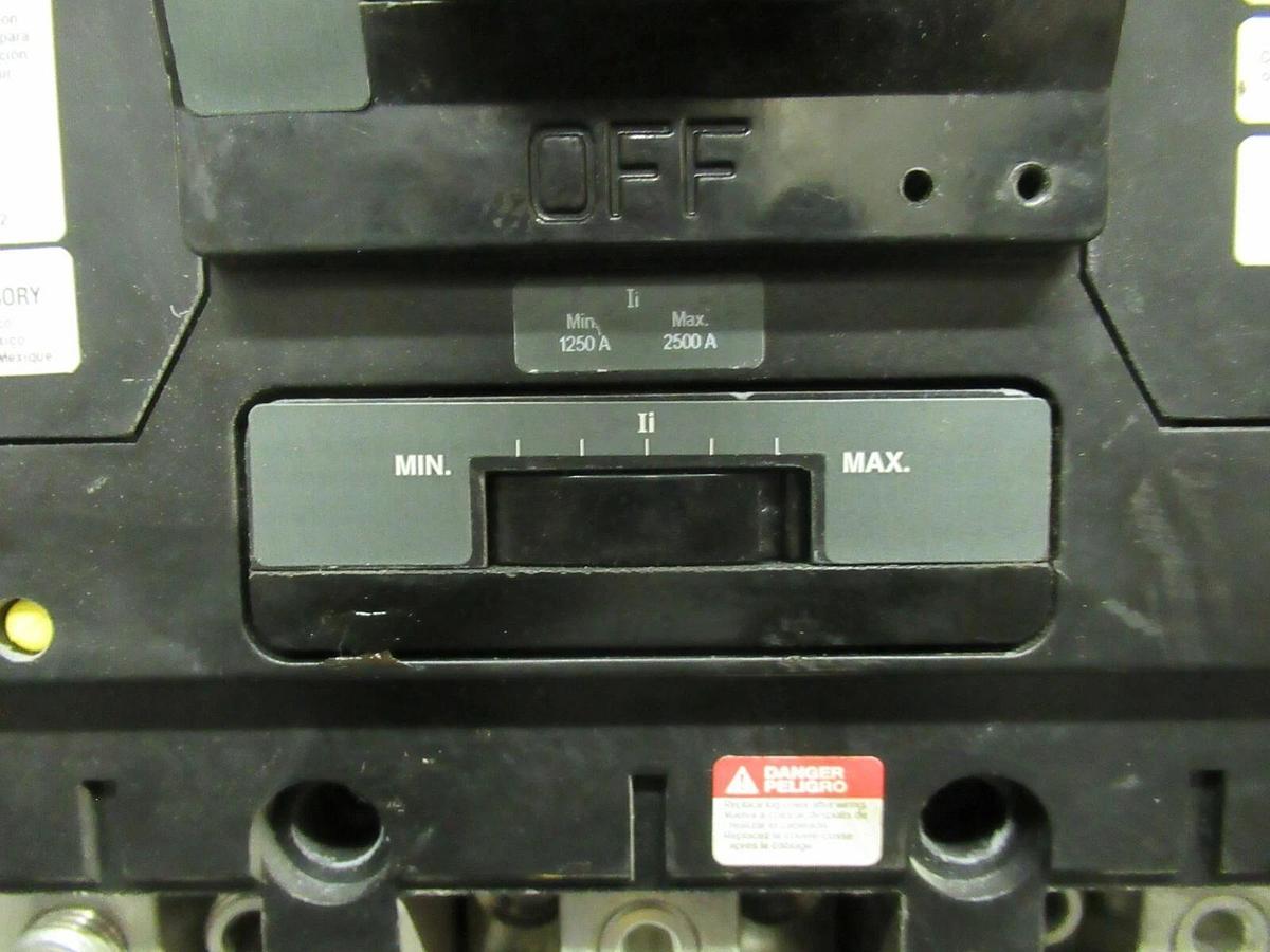 Used SQUARE D DC CIRCUIT BREAKER MHL3650032DC1625 500 AMP 600 VDC W/ UVR & AUX SWITCH