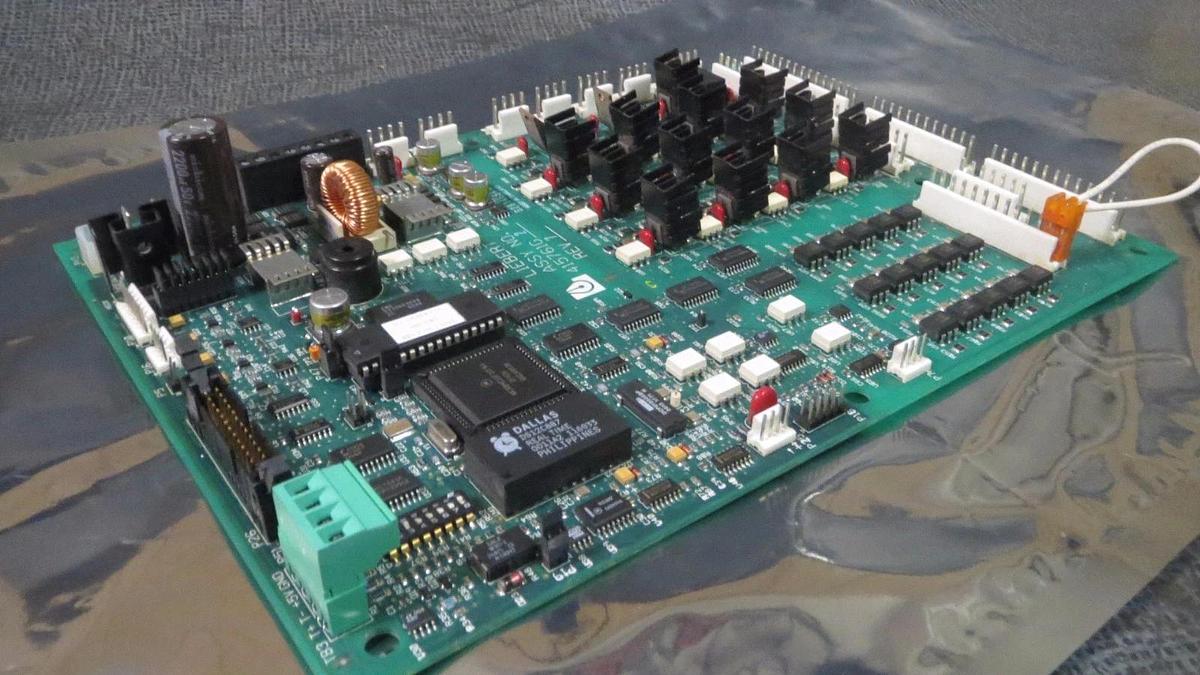 Used LIEBERT CONTROL CIRCUIT BOARD  MODEL: 415761G2 REV 7 **WARRANTY INCLUDED**