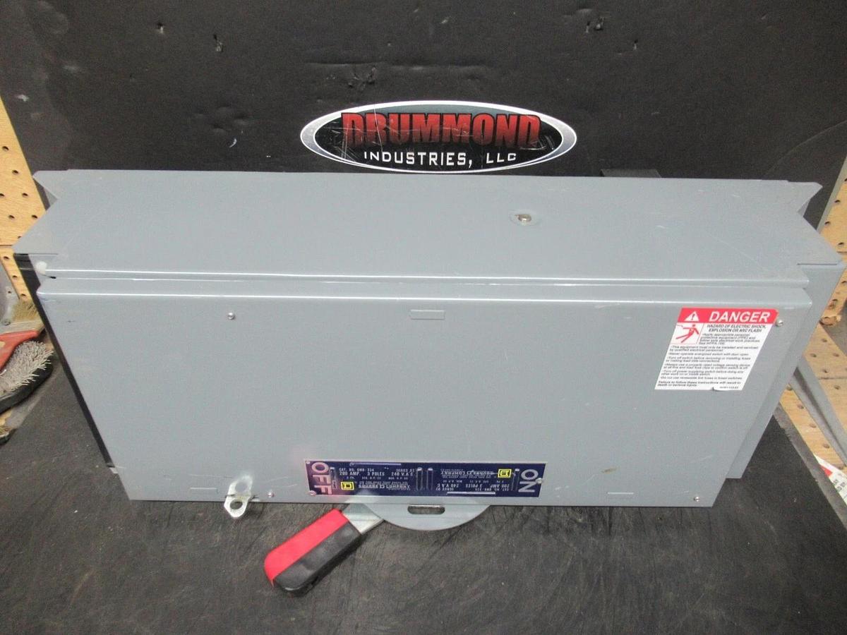 Used SQUARE D FUSIBLE PANELBOARD QMB-324 SER. D2 200 AMP 3-POLE 240 VAC 60 HP