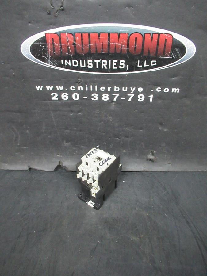 Used KLOCKNER-MOELLER CONTACTOR DIL-R-31 600 VAC 15 AMP COIL: 110/120 VOLT