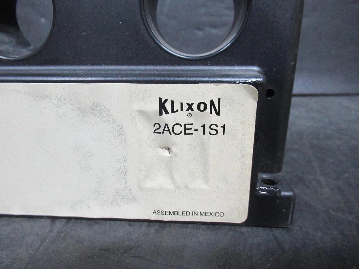 Used TEXAS INSTRUMENTS / KLIXON MOTOR PROTECTOR RELAY 2ACE-1S1 / 30GX502786