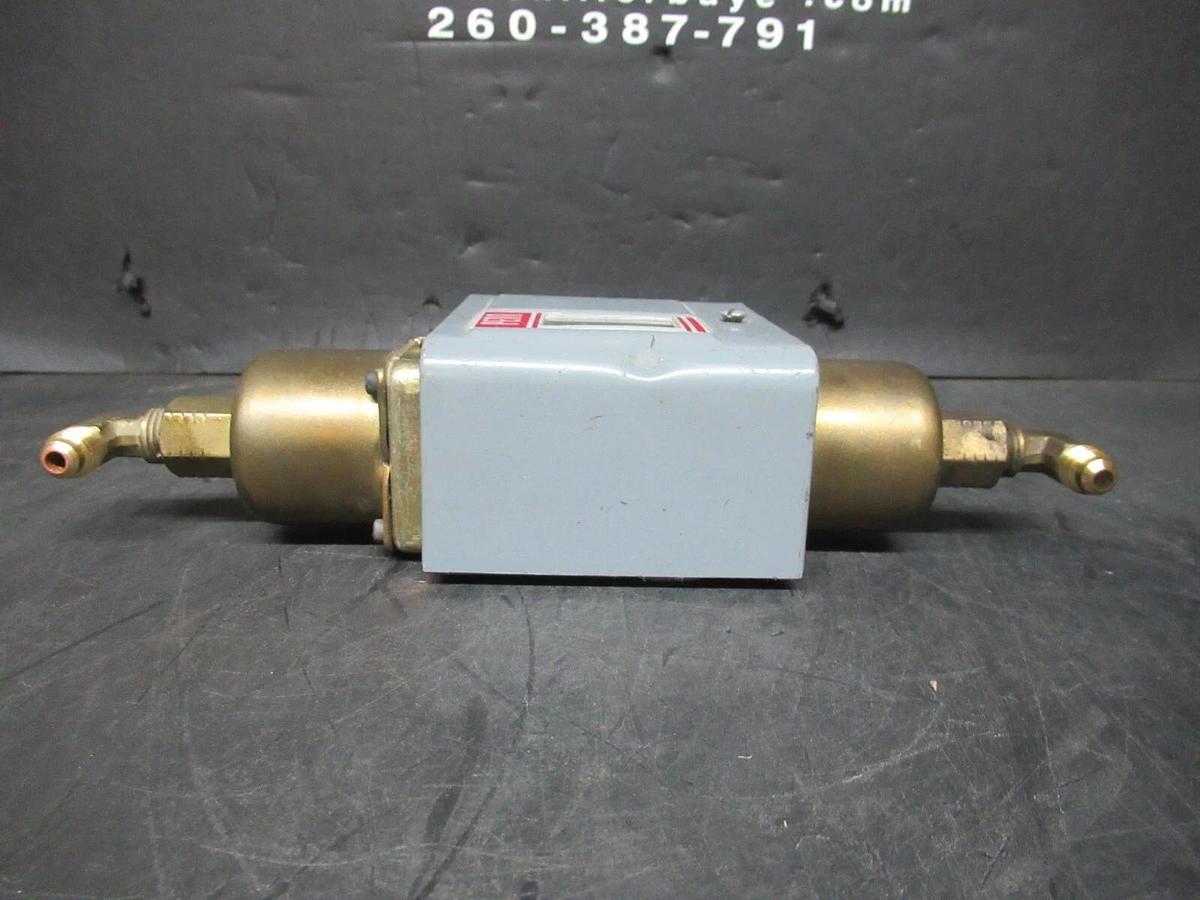 Used PENN DIFFERENTIAL PRESSURE CONTROL P74HA-9 277 VAC 16 AMP 8/60 PSIG **WARRANTY**