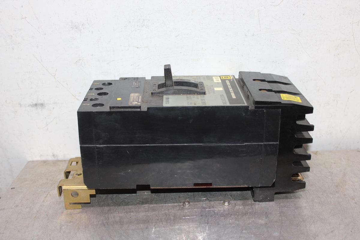 Used SQUARE D I-LINE CIRCUIT BREAKER LA36350 350 AMP 3-POLE 600 VAC