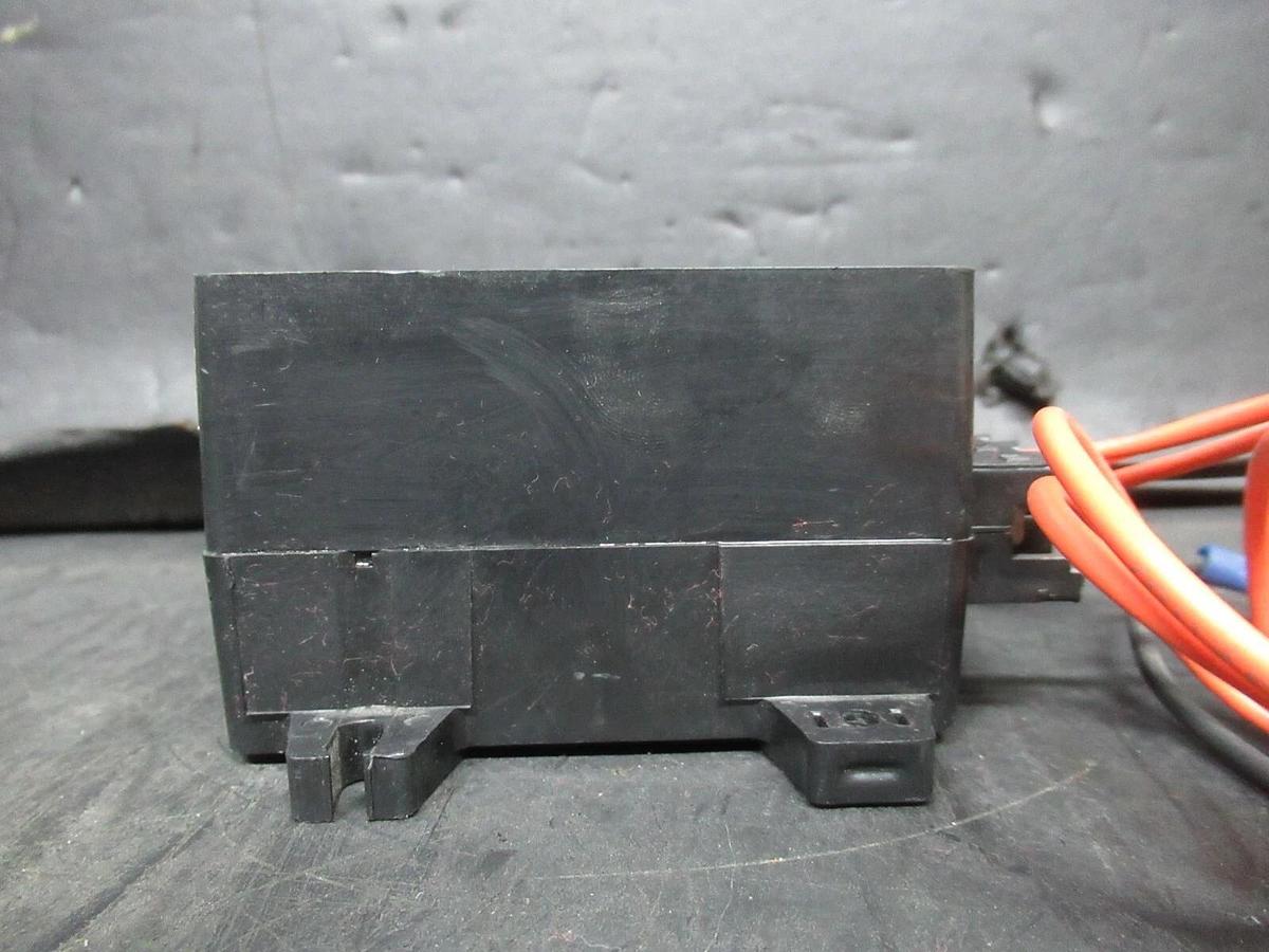 Used ROBERTSHAW GARD PAK II CNT137T1 REV. 10 MP33-2004 300 VA @ 120 VAC