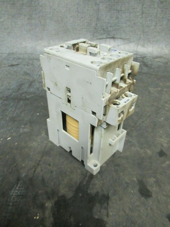 Used 25 AMP ALLEN BRADLEY CONTACTOR 100-C12Z*10 600 VAC 3 POLE **WARRANTY**