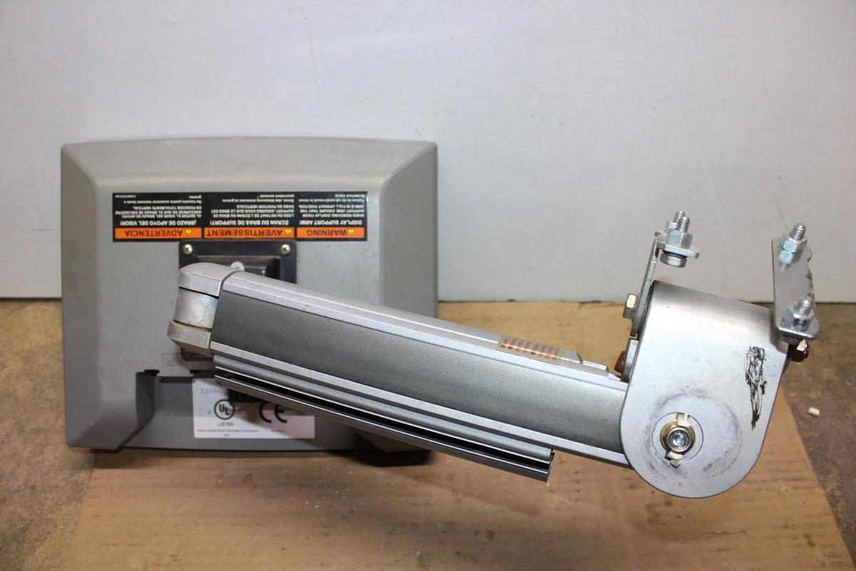 Used TRANE CHILLER HMI CONTROL ADAPTIVE DISPLAY X13760326-03 REV. J W/ SWING ARM