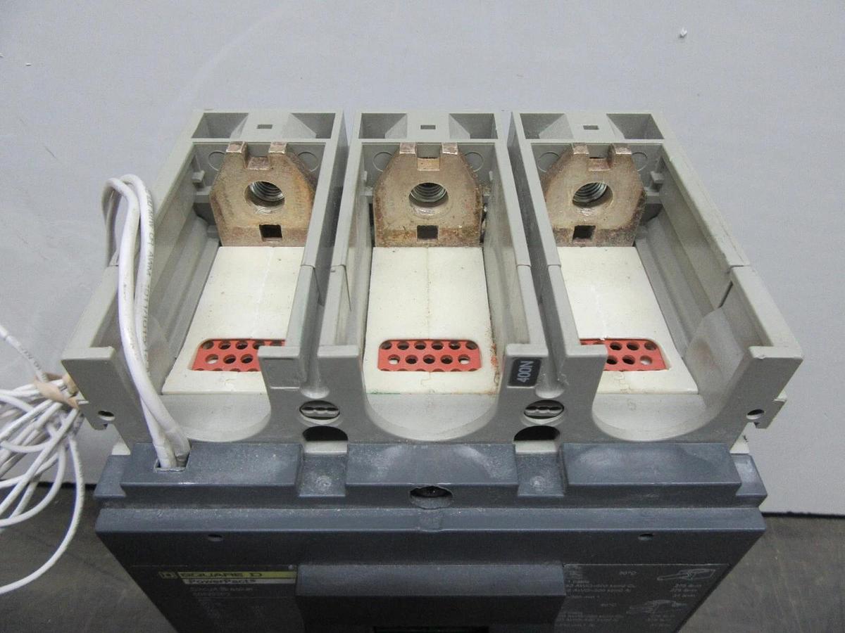 Used SQUARE D POWERPACT CIRCUIT BREAKER 604293P2 400 AMP 3-POLE 600 VAC