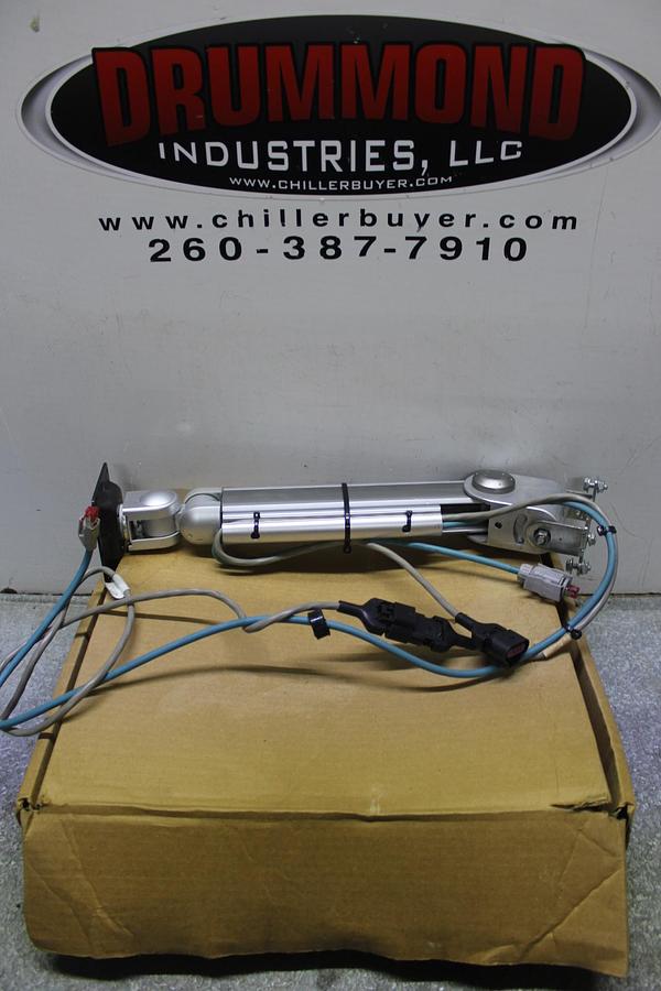 Used GENERAL ELECTRIC POWER LEADER MODBUS DISPLAY PLMNTR2 240 VAC 4 AMP