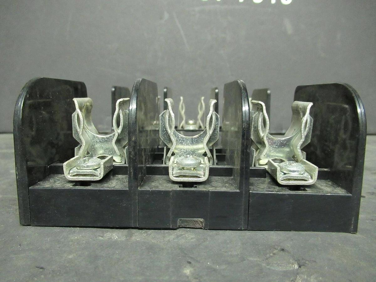 Used GOULD SHAWMUT FUSE HOLDER 60328R FOR 30 AMP 600 V FUSES