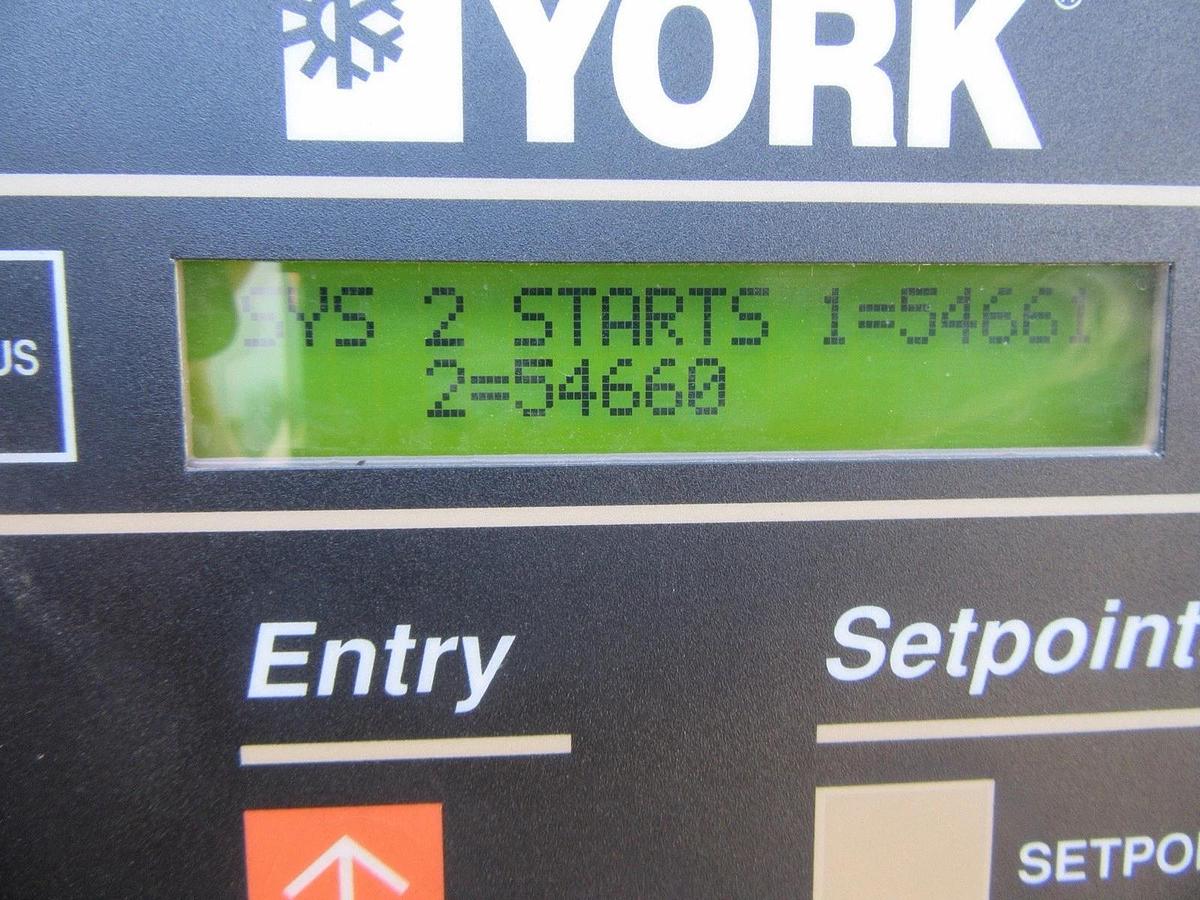 Used YORK 100 TON AIR COOLED CHILLER 460 VOLT YCAL104 LOW HOURS  GREAT CONDITION