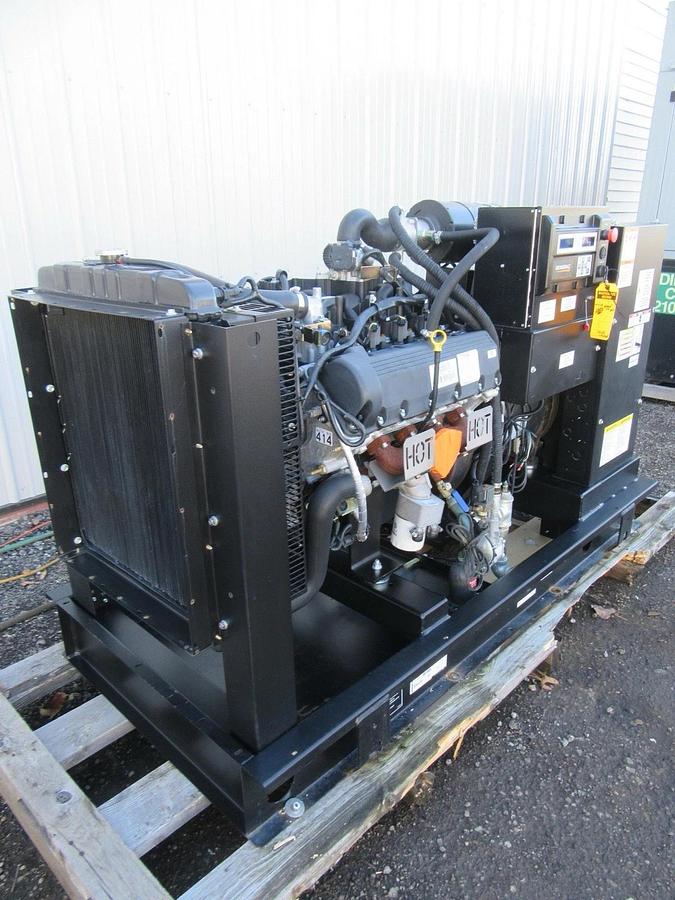 Used 35 KW GENERATOR GENERAC NATURAL GAS LP PROPANE 120/240 V 1 PH 30 KW 40KW 416 HRS