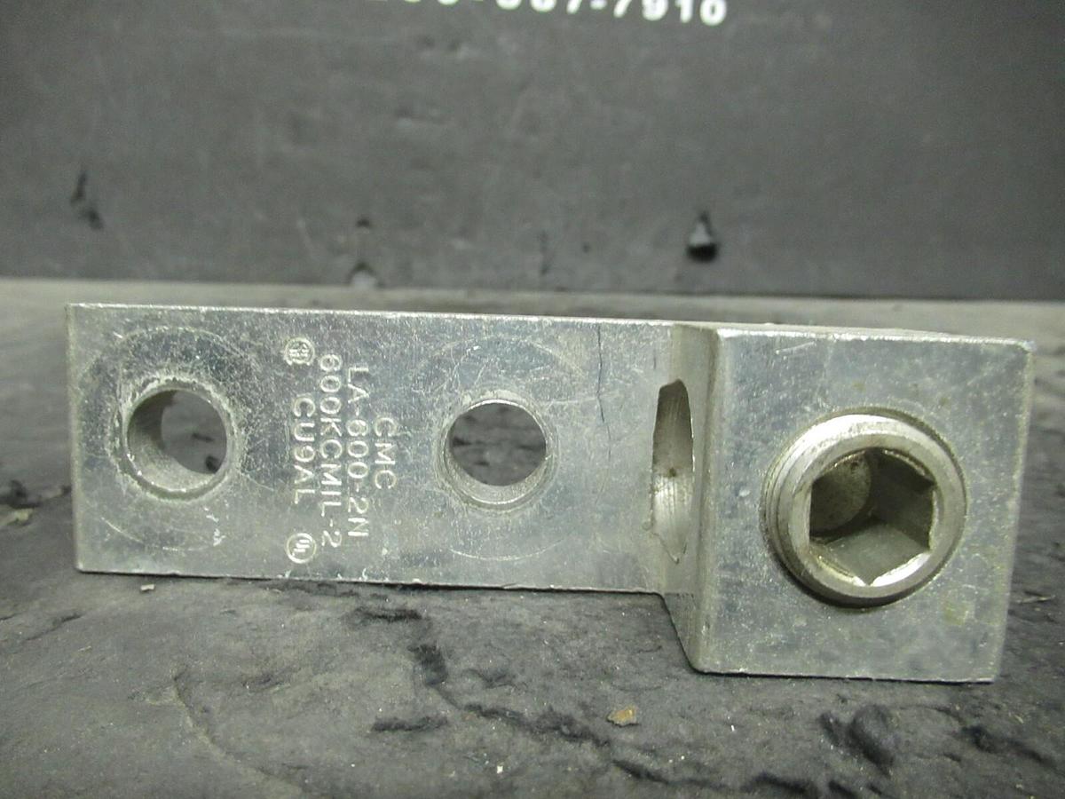 Used 3 QTY CMC LA-600-2N 1 SINGLE BARREL MECHANICAL CONNECTOR LUGS TAP 600 KCMIL - 2