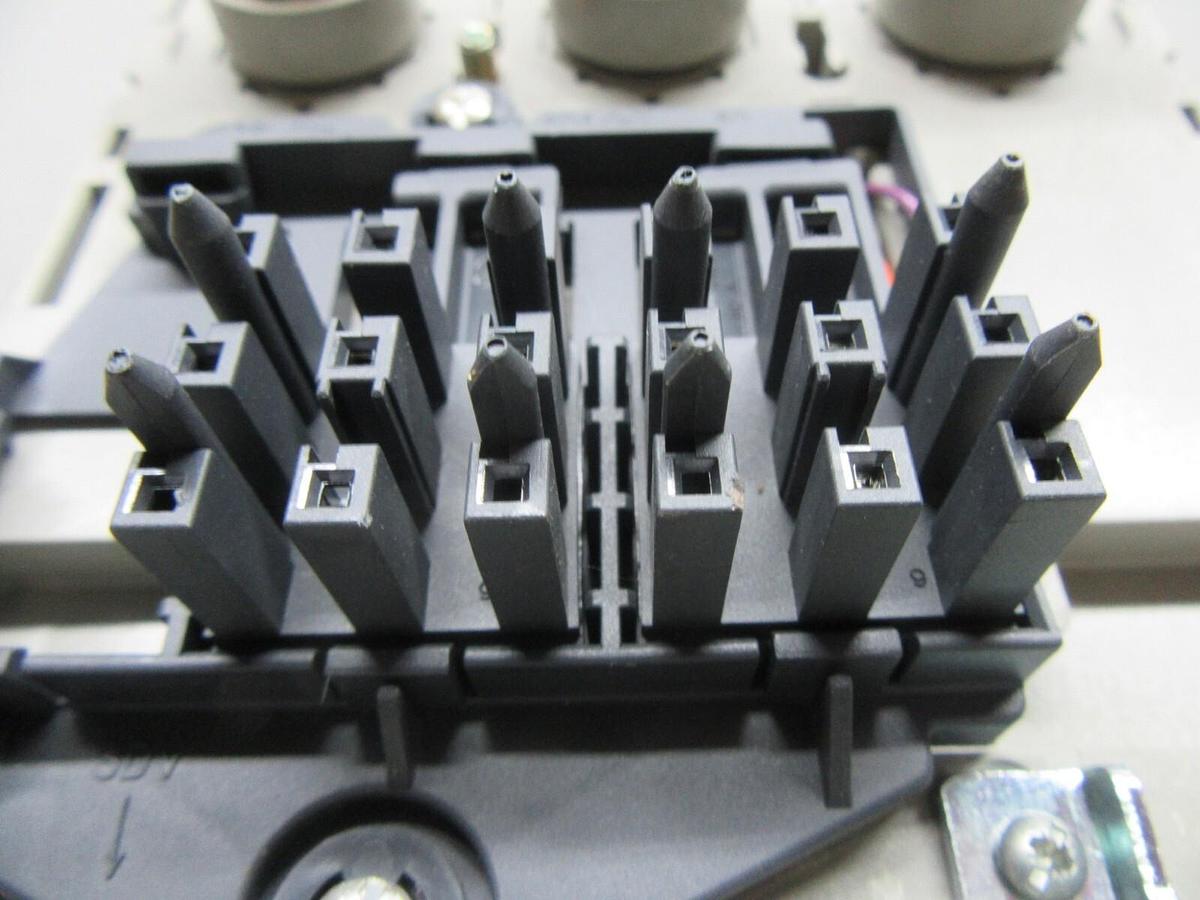 Used MERLIN GERIN COMPACT CIRCUIT BREAKER NSJ400L 160/400 AMP 600 VOLT 3-POLE 3-PHASE