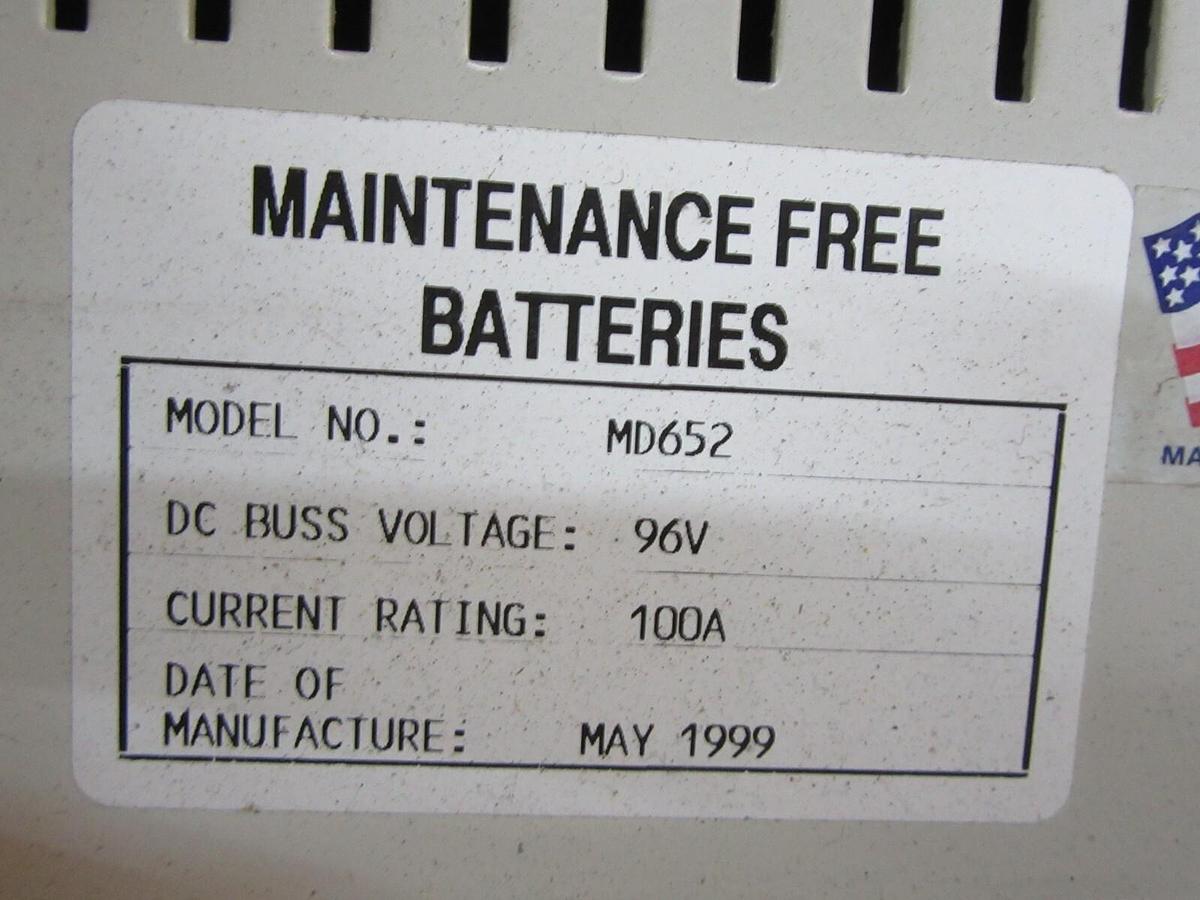 Used CONTROLLED POWER COMPANY UPS SYSTEM MD6000 1 PH 240 / 208 VAC 22 / 25 AMPS