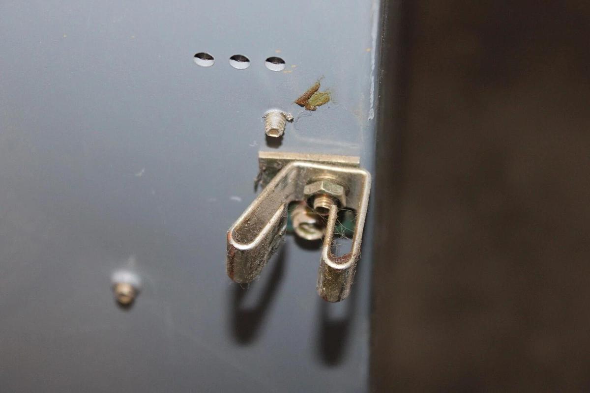 Used SQUARE D MCC STARTER BUCKET MODEL 5 45" SIZE 3 10301735-005.001 *NO DOOR*