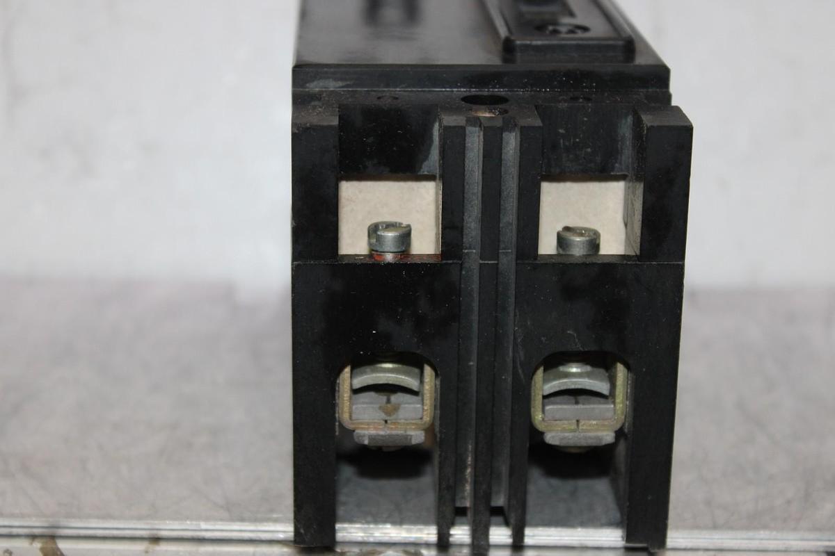 Used WESTINGHOUSE CIRCUIT BREAKER EB2050 50 AMP 2-POLE 240 VAC 4990D03G24