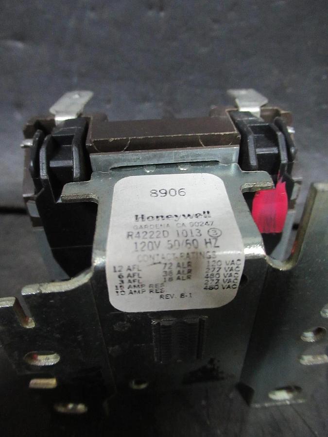 Used HONEYWELL GENERAL PURPOSE RELAY R4222D-1013 480 VOLT 50/60 HZ 12 AMP *WARRANTY*