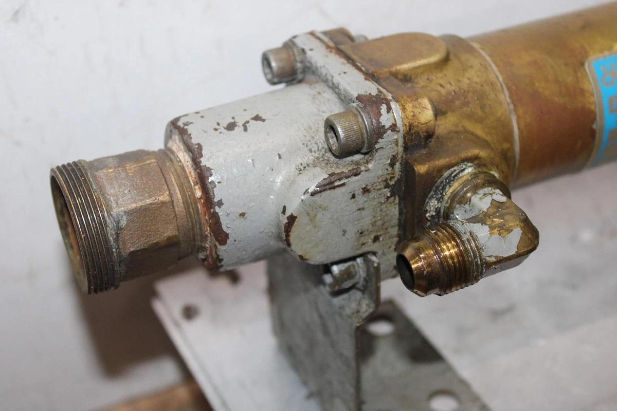 Used YOUNG HEAT EXCHANGER HF-201-HYIP 307008 250 PSI SHELL 150 PSI TUBE 350°F