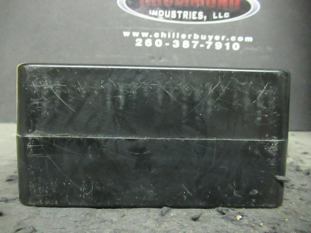 Used INSTRUMENT TRANSFORMERS CT CURRENT TRANSFORMER 300-102 1000:5 RATIO 50-400 HZ