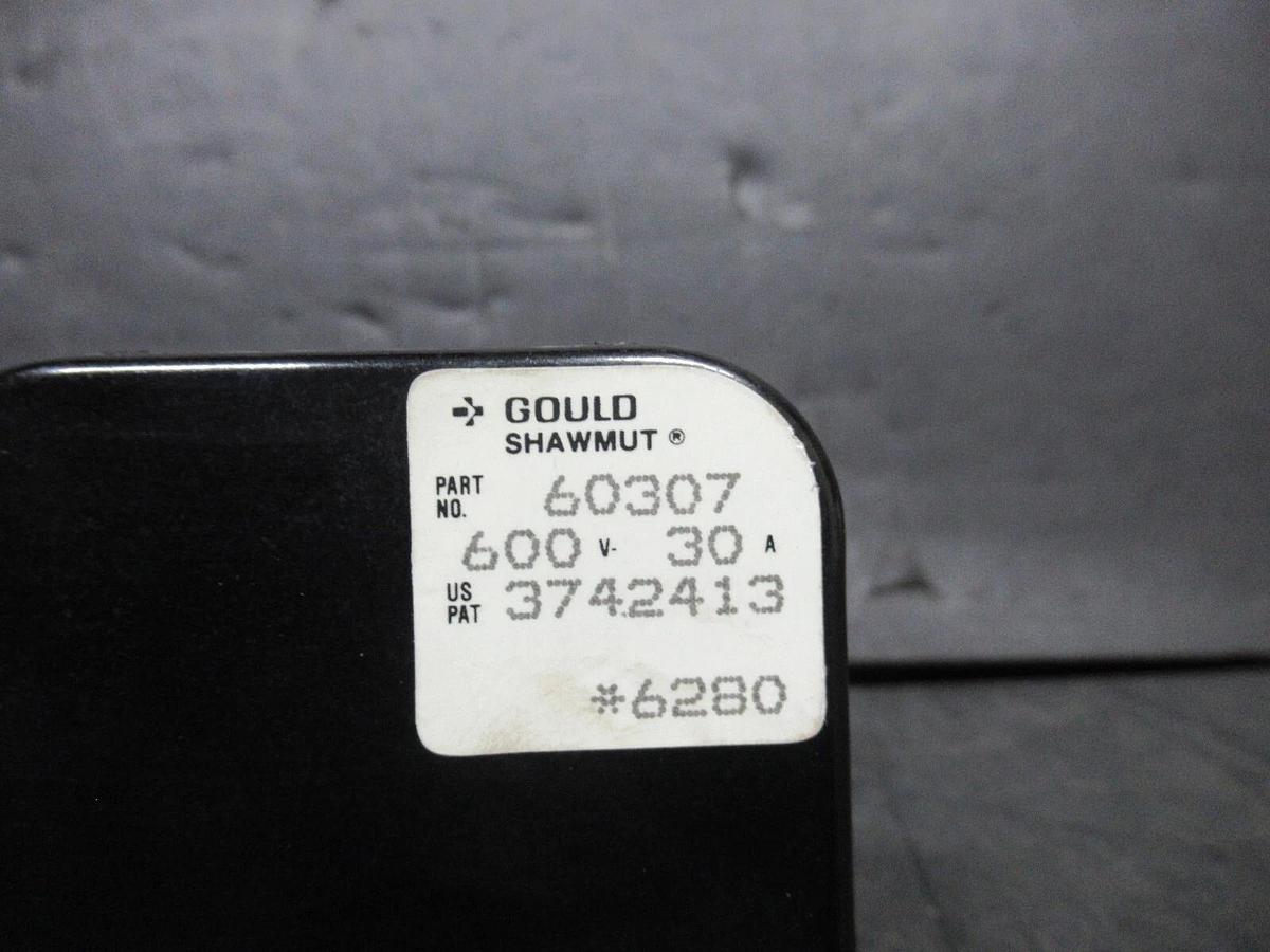Used GOULD SHAWMUT 2-POLE FUSE HOLDER 600 VOLT 30 AMP FOR H OR K TYPE FUSES