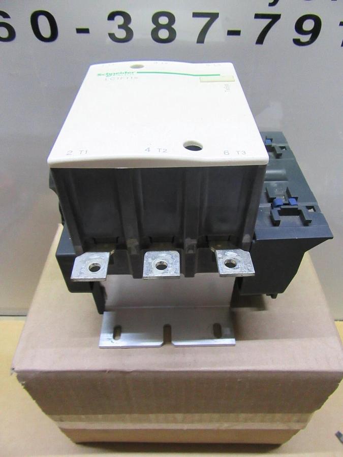 Used SCHNEIDER CONTACTOR LC1F115 175 AMP 600 VAC 3-PHASE 100 HP W/ INTERLOCK