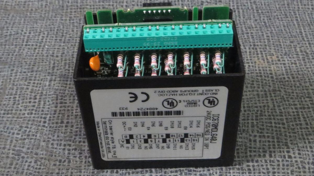 Used GE FANUC INPUT MODULE  24 VDC  POS/NEG IN 16 PT  MODEL: IC670MDL640J