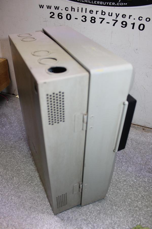 Used CARRIER CHILLER CONTROL DISPLAY PANEL CEPL130287 CEPL130286-05