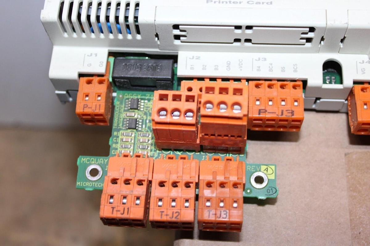 Used MCQUAY CAREL MICROTECH II PLC CHILLER CONTROL MODULE PCO2MQ3BL0 REV. 1.513