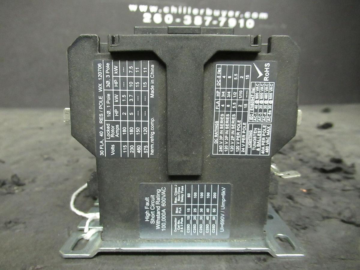Used EATON CONTACTOR C25DND330 SER. D1 30 AMP 600 VAC 3 POLE 120 V COIL 15 HP @ 460 V