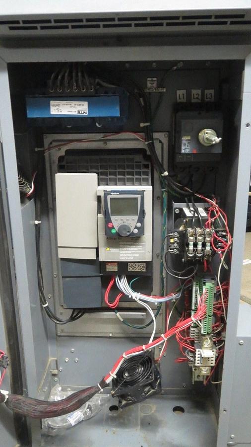 Used SQUARE D E-FLEX ALTIVAR MOTOR CONTROLLER VSD EFDLH4VW 460V 3-PHASE 5 HP NEMA 3R