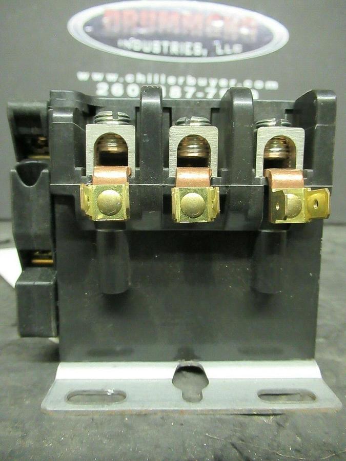 Used FURNAS 50 AMP CONTACTOR 42DF35AJASJ / 123282P1 600 VAC COIL: 24 VOLT 30 HP