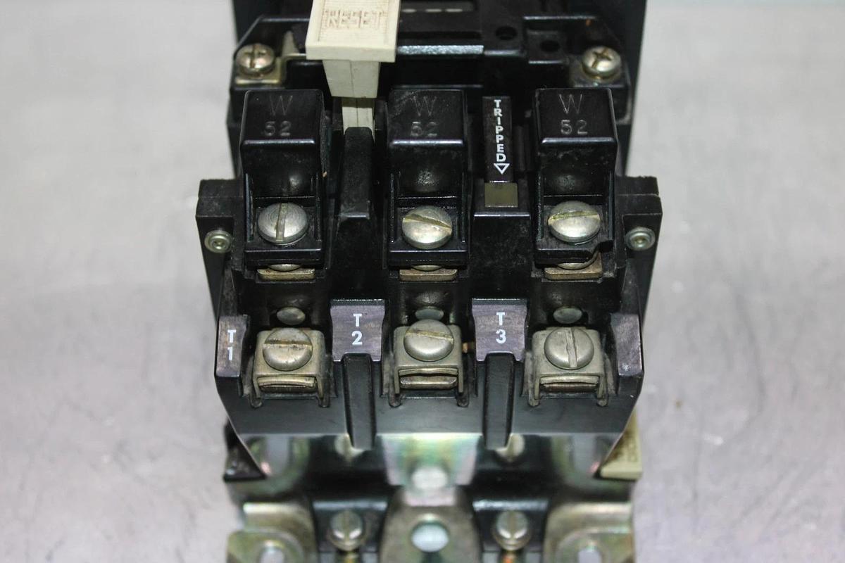 Used ALLEN-BRADLEY STARTER 509-AOD NEMA SIZE 0 18 AMP 600 VAC 3-POLE 5 HP