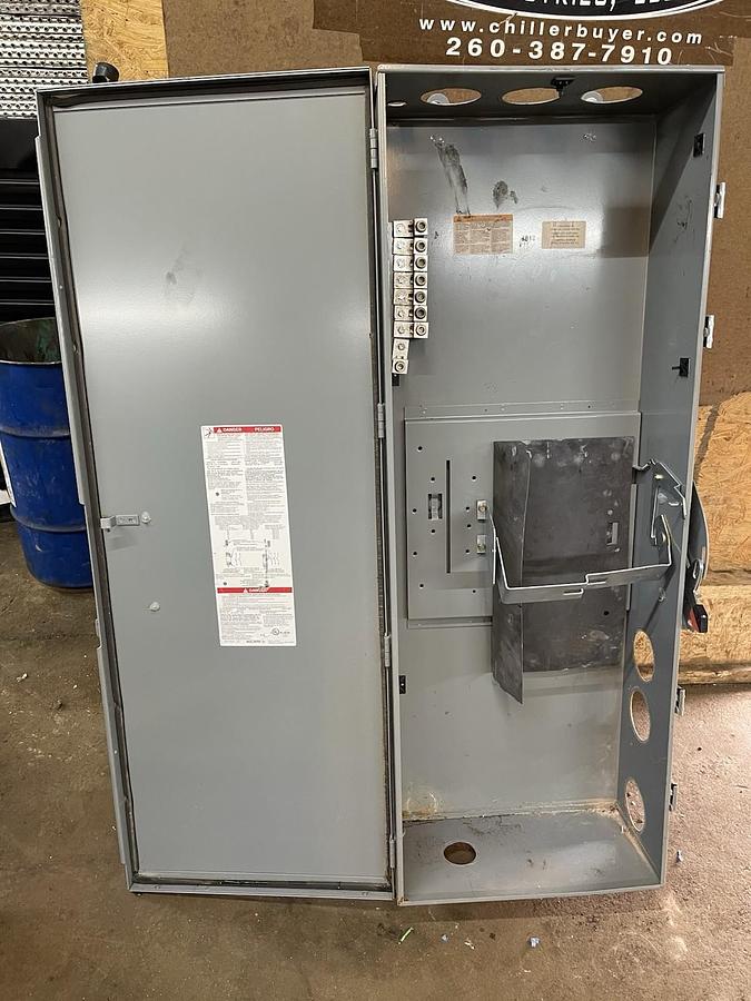 Used SQUARE D CIRCUIT BREAKER ENCLOSURE P1200AWK NEMA 3R, 5, 12 1200 AMP