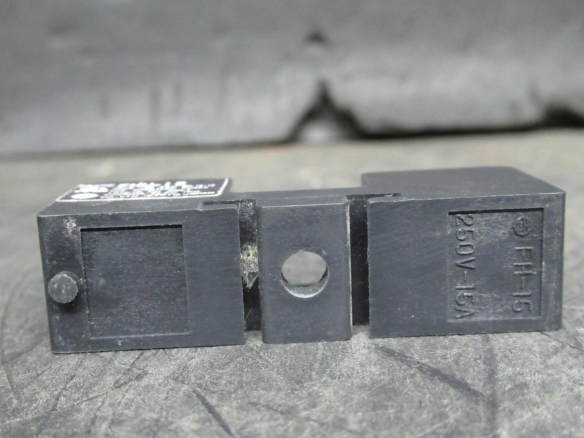 Used (LOT OF 2) YOSHIDA SINGLE FUSE LUG FHU-15 250 VOLT 15 AMP **WARRANTY INCLUDED**