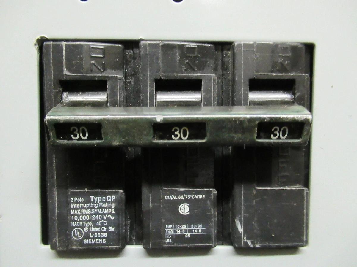Used SIEMENS ITE BUS PLUG XQ45RG XQ45RGIG 50 AMP 240V 3P4W+GROUND XJ-L 30 AMP BREAKER