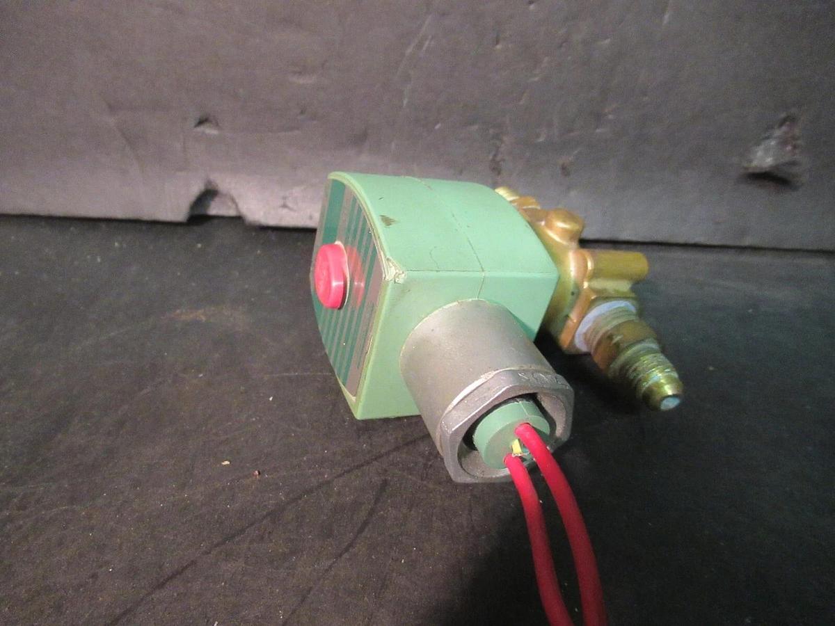Used ASCO RED HAT SOLENOID VALVE 8262H013T 323581-T WATER: 41 PSI OIL: 30 PSI
