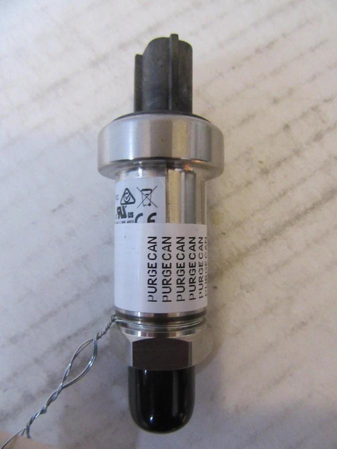 YORK / PENN / JOHNSON CONTROLS P499RDAB501 P/N 025-29148-008 PRESSURE TRANSDUCER