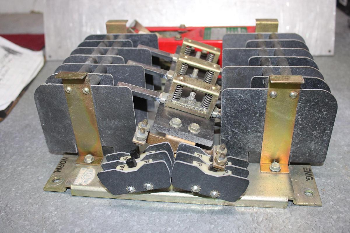 Used ACME TRANSFORMER T-2-53008-S 0.5 KVA PRI: 240/480V SEC: 120/240V