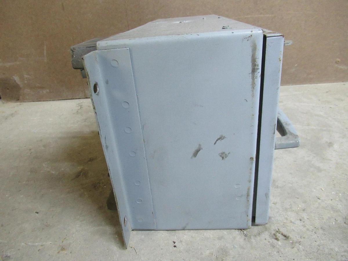 Used SQUARE D QMB SAFLEX UNIT QMB-3620-J 200 AMP 600 VAC 3-POLE 3-PHASE 125 HP