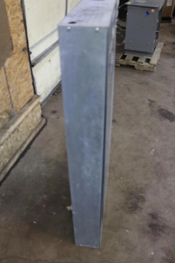 Used SQUARE D TYPE 1 NF MAIN SERVICE PANEL 12106793820030001 150 AMP 30-SLOT 600V