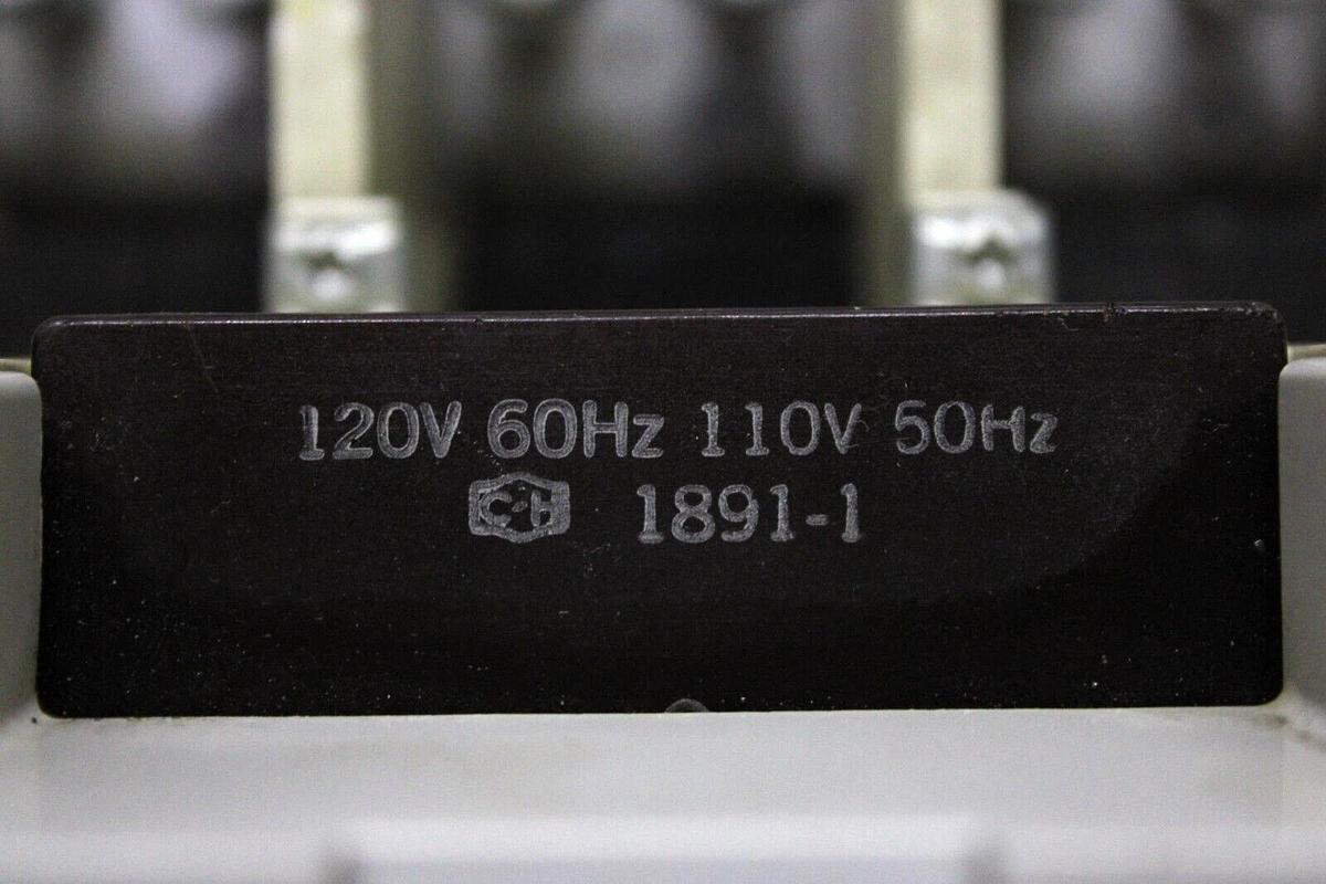 Used CUTLER HAMMER NEMA CONTACTOR CN15SN3 NEMA 5 270 AMP 600 VAC 3-PHASE 200 HP