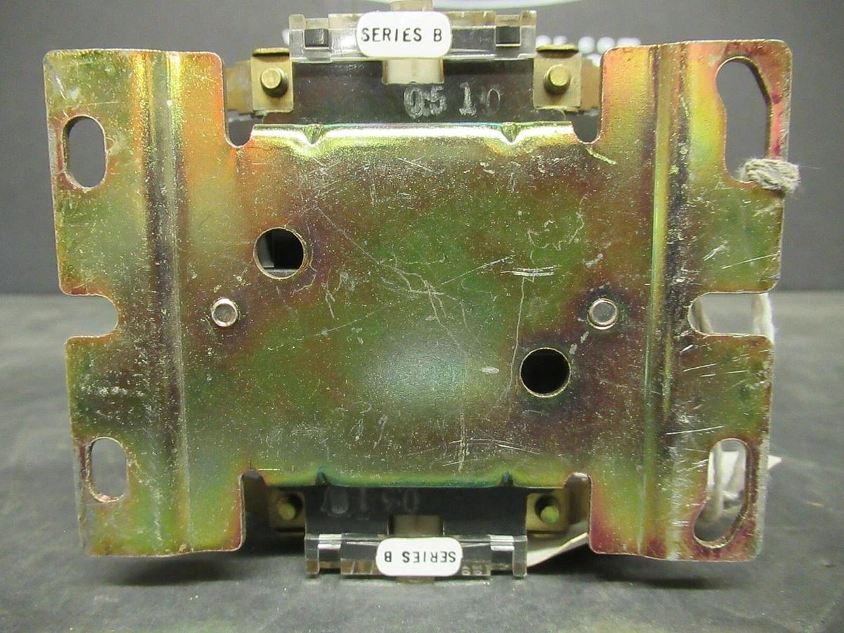 Used FURNAS CONTACTOR 42DE35AF154GE 50 AMP 600 VAC 3-POLE 3-PHASE **WARRANTY**