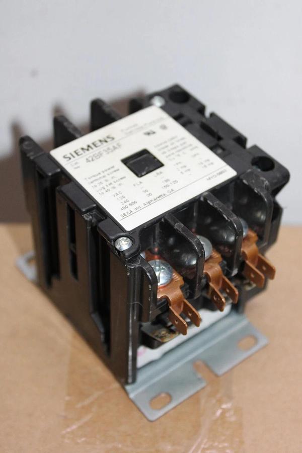 Used SIEMENS CONTACTOR 42BF35AF 600 VAC 3-POLE 30 AMP 15 HP COIL: 110/120 VAC