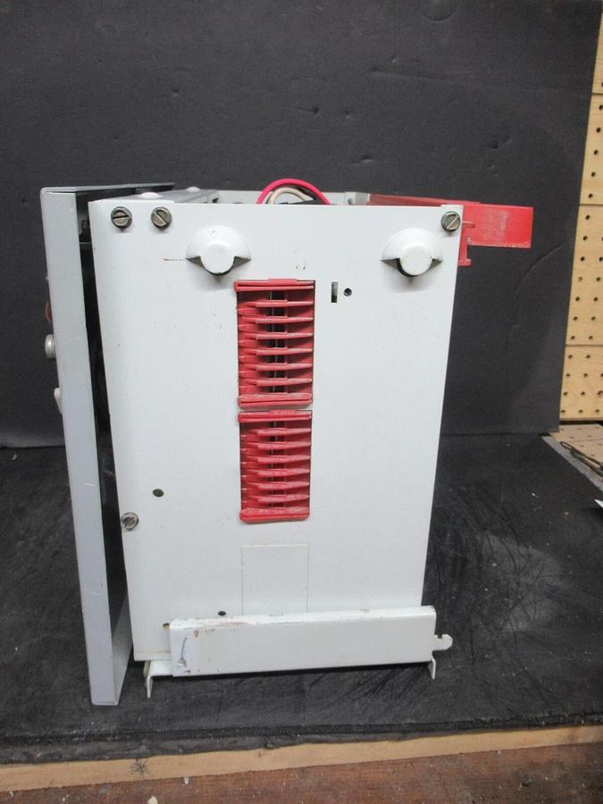 Used CUTLER HAMMER MOTOR STARTER CONTROL BUCKET 2100 12" NEMA SIZE 1 A200M1CACP 7 AMP