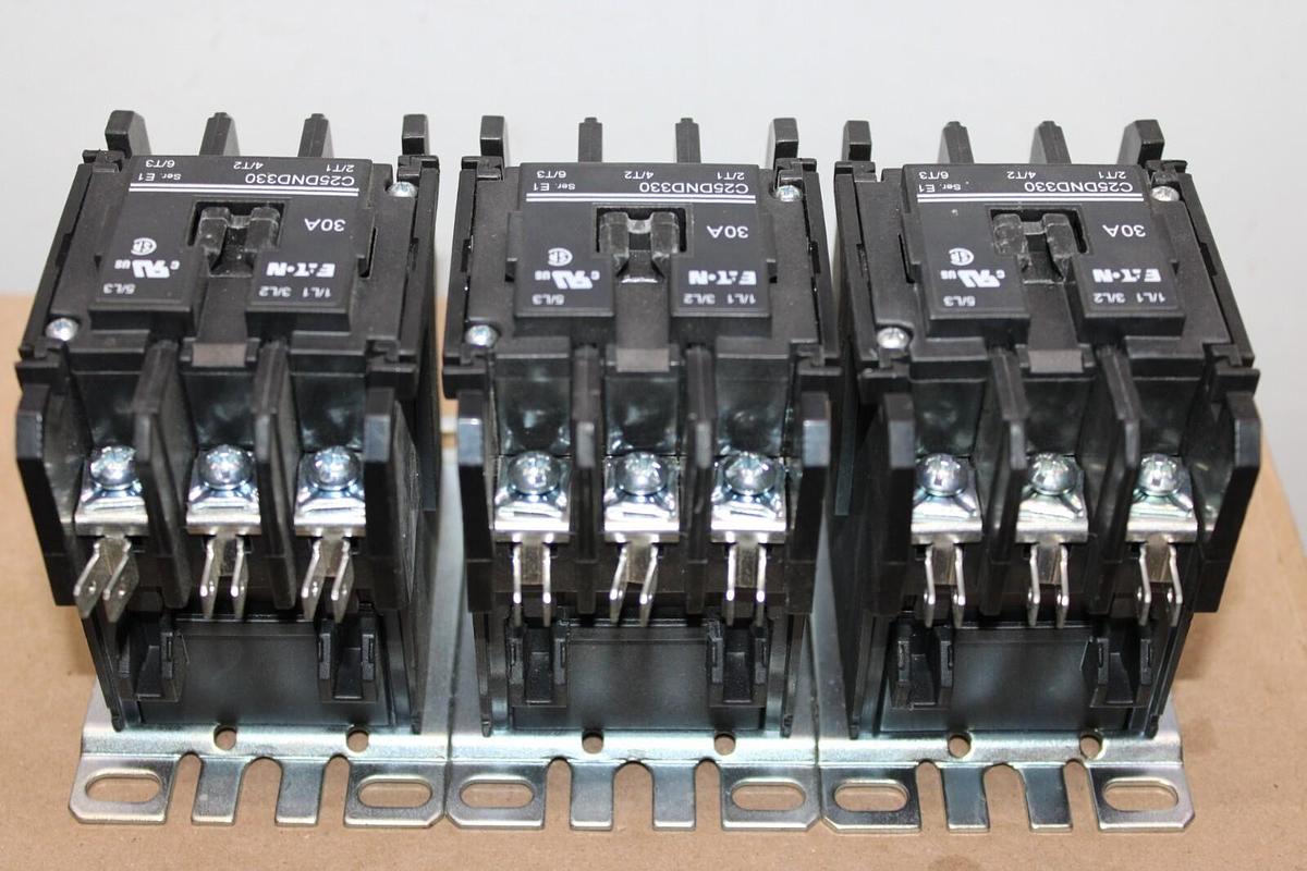 Used CUTLER HAMMER CONTACTOR C25DND330 30 AMP COIL: 120V **LOT OF 3**