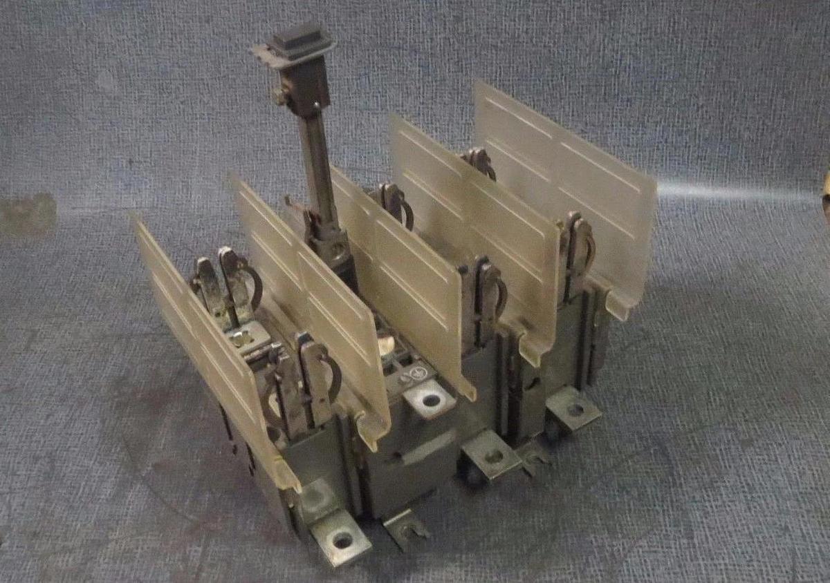 Used SIEMENS SWITCH 3KL5730-1AB00 250 AMP 600 VAC 3 PHASE 250 HP **WARRANTY**