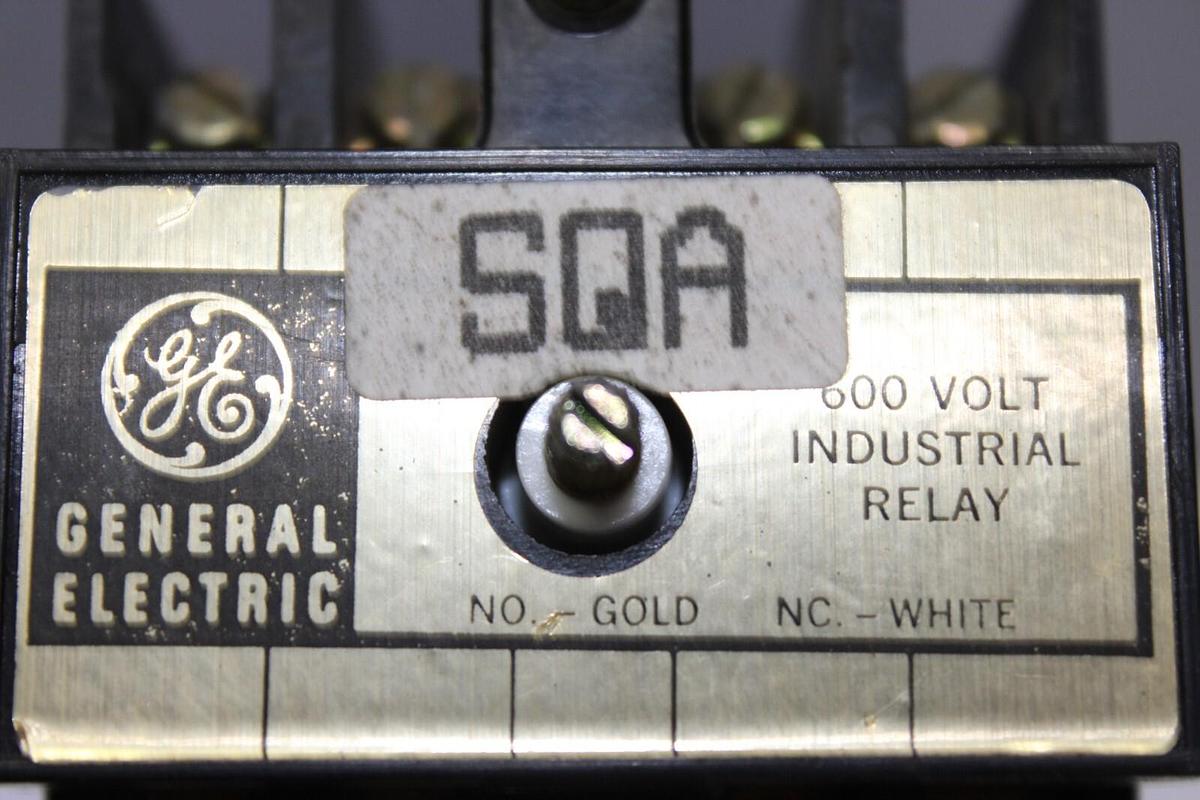 Used GENERAL ELECTRIC INDUSTRIAL RELAY CR120-BD083 COIL: 48 VDC **WARRANTY**