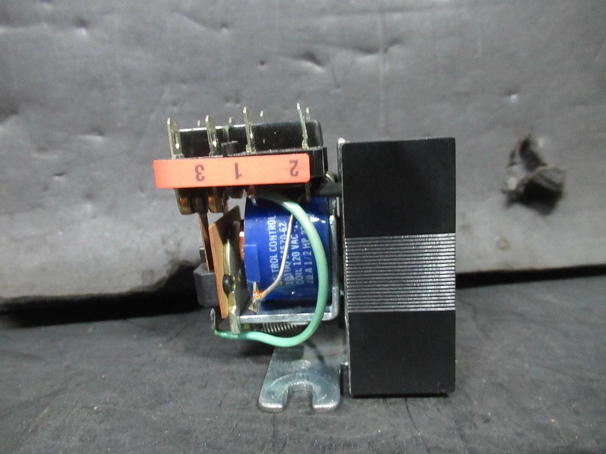 Used P-S SYRACUSE ELECTRONICS RELAY SBR-2135-081089 **WARRANTY INCLUDED**