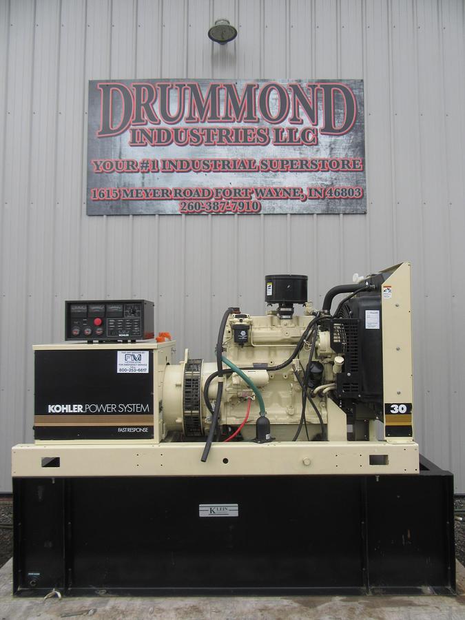 Used 30KW DIESEL GENERATOR  KOHLER 120/240 V JOHN DEERE  12-LEAD RECONNECTABLE 33 KW